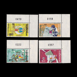 แสตมป์งานแสดงตราไปรษณียากรแห่งชาติ 2518 บล็อคมุมเลข(สภาพดี)