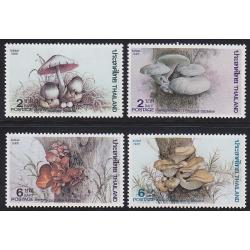 แสตมป์เห็ด (สภาพดี)