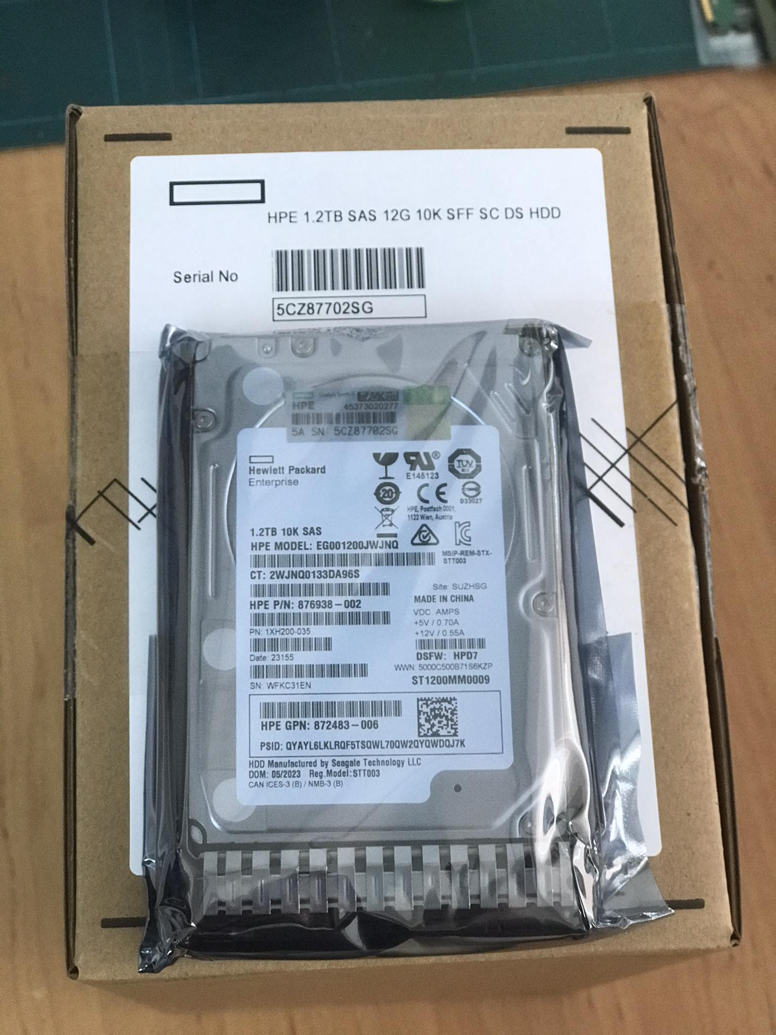 (New) HP 1.2TB 10K SAS 12G 2.5" Hot-Plug Hard Drive (New in Box) // HDD 872479-B21 / Tray 872737-001 / HDD 876938-002 / GPN 872483-006 / ST1200MM0009/ EG001200JWJNQ // สินค้ารับประกัน โดย บริษัท อะไหล่เซิร์ฟเวอร์ จำกัด