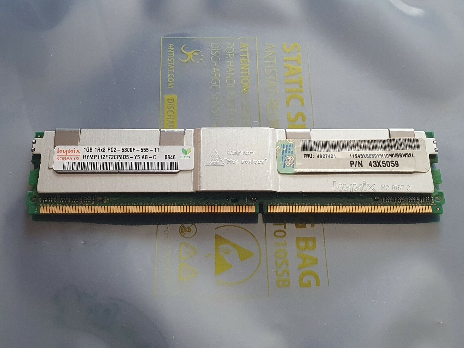 IBM Lenovo Hynix 1GB DDR2 PC2-5300F/ 1GB 1Rx8 PC2-5300F / HYMP112F72CP8D5-Y5 / FUU 46C7421 / 43X5059 (Used) // สินค้ารับประกัน โดย บริษัท อะไหล่เซิร์ฟเวอร์ จำกัด