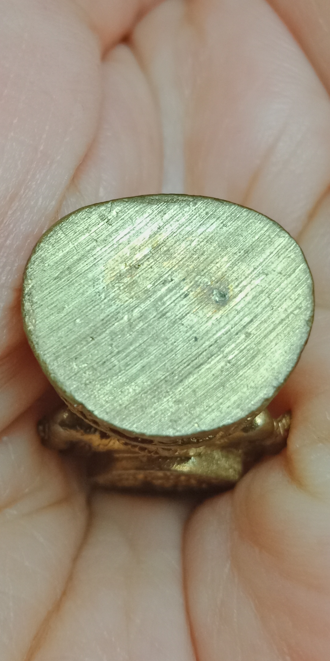 รูปหล่อพระพิฆเนศ สร้างโดยท่านพระอาจารย์สุชัย เจ้าอาวาสฯ ผู้สืบทอดสายวิชาหลวงปู่ชื้น ช่วงปี 2547