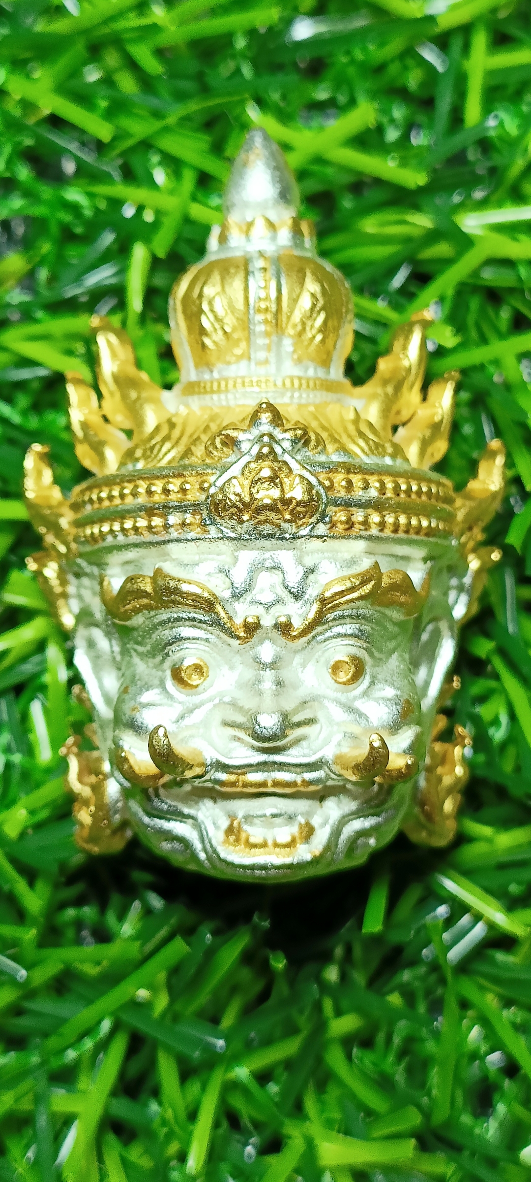 เศียรท้าวเวสสุวรรณ รุ่น บูชาครู เจ้าคุณพัฒน์ วัดห้วยด้วน ปี 65 เนื้อ 2K