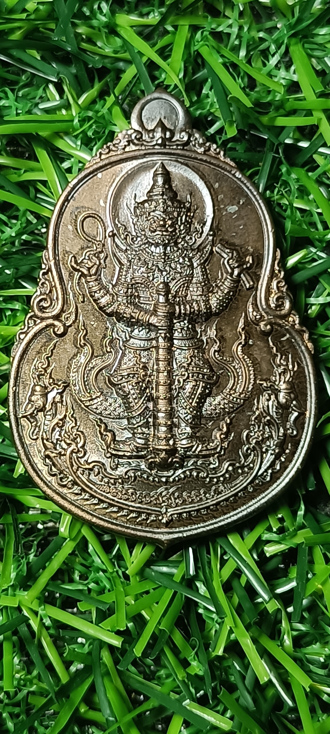 ท้าวเวสสุวรรณ รุ่น ปู่ประทานพร วัดสันทรายหลวง เนื้อนวะพรายเงิน