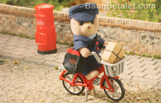 ซิลวาเนียน บุรุษไปรณีย์หมีเปติท (UK) Sylvanian Families Village Postman Set