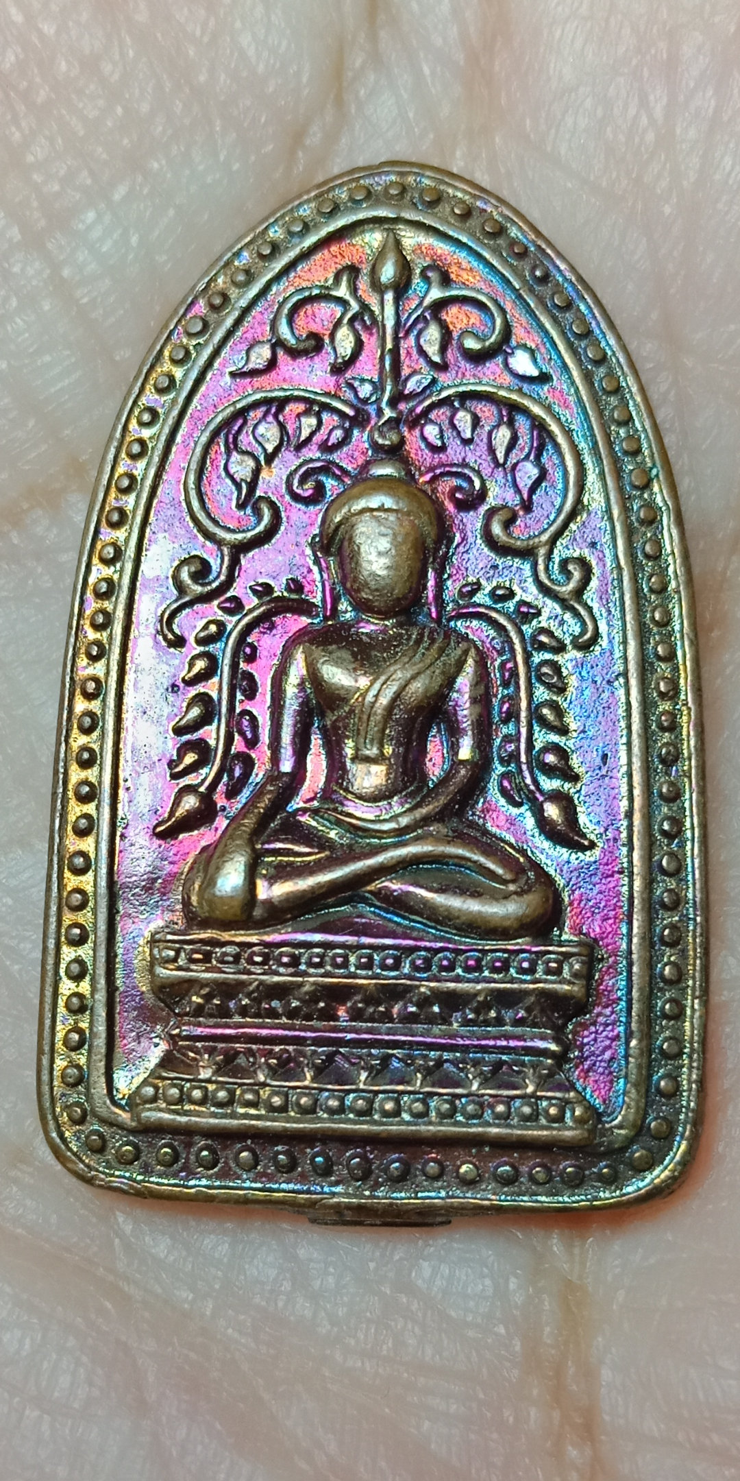 พระปรกโพธิ์ เนื้อสัมฤทธิ์โชค รุ่นอนันตทรัพย์ หลวงพ่อรักษ์ อนาลโย ปี 2557