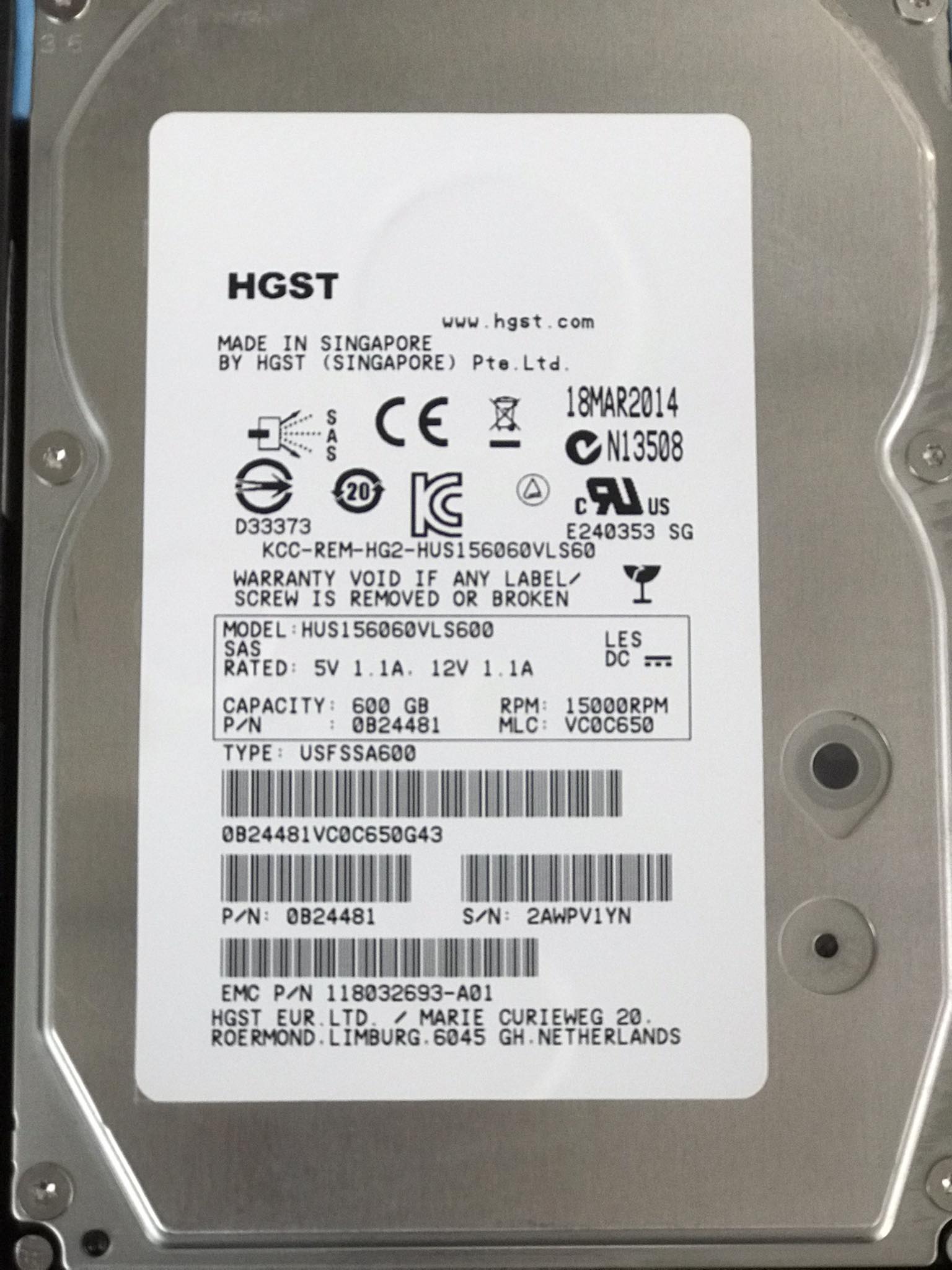 EMC 600GB 15K SAS 6Gbps 3.5'' Hard Drive // HUS156060VLS600 / EMC 118032693-A01 / 0B24481 / Tray 005049677 (NewInBox) // สินค้ารับประกัน โดย บริษัท อะไหล่เซิร์ฟเวอร์ จำกัด