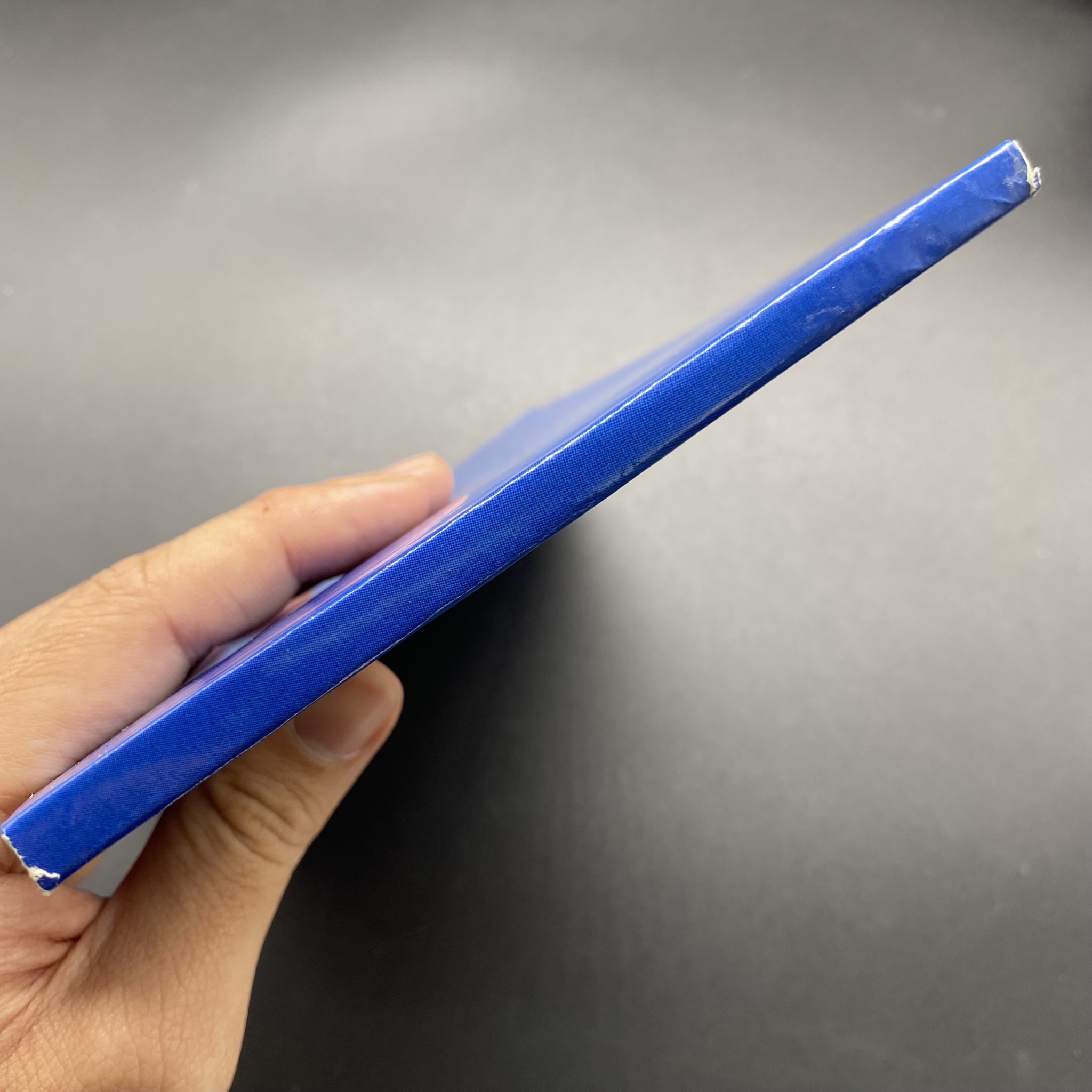 สมุดตราไปรษณียากรประจำปี 2527