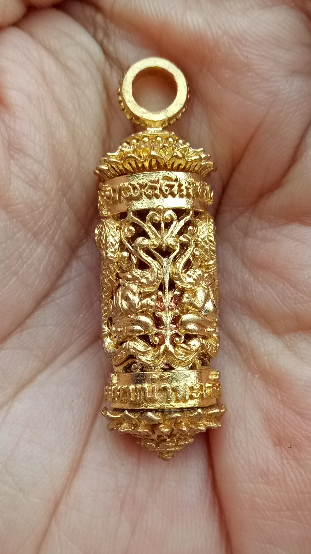 ตะกรุดหลวงพ่อปู่ทวด วัดช้างให้ รุ่น เจริญพร หลวงพ่อปกรณ์ วัดถ้ำผาแด่น จ.สกลนคร