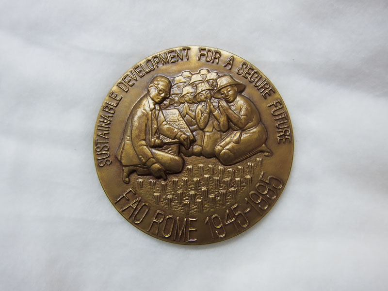 เหรียญ ร.9 FAO อะกริคอลา เนื้อบรอนซ์ 5 ซม