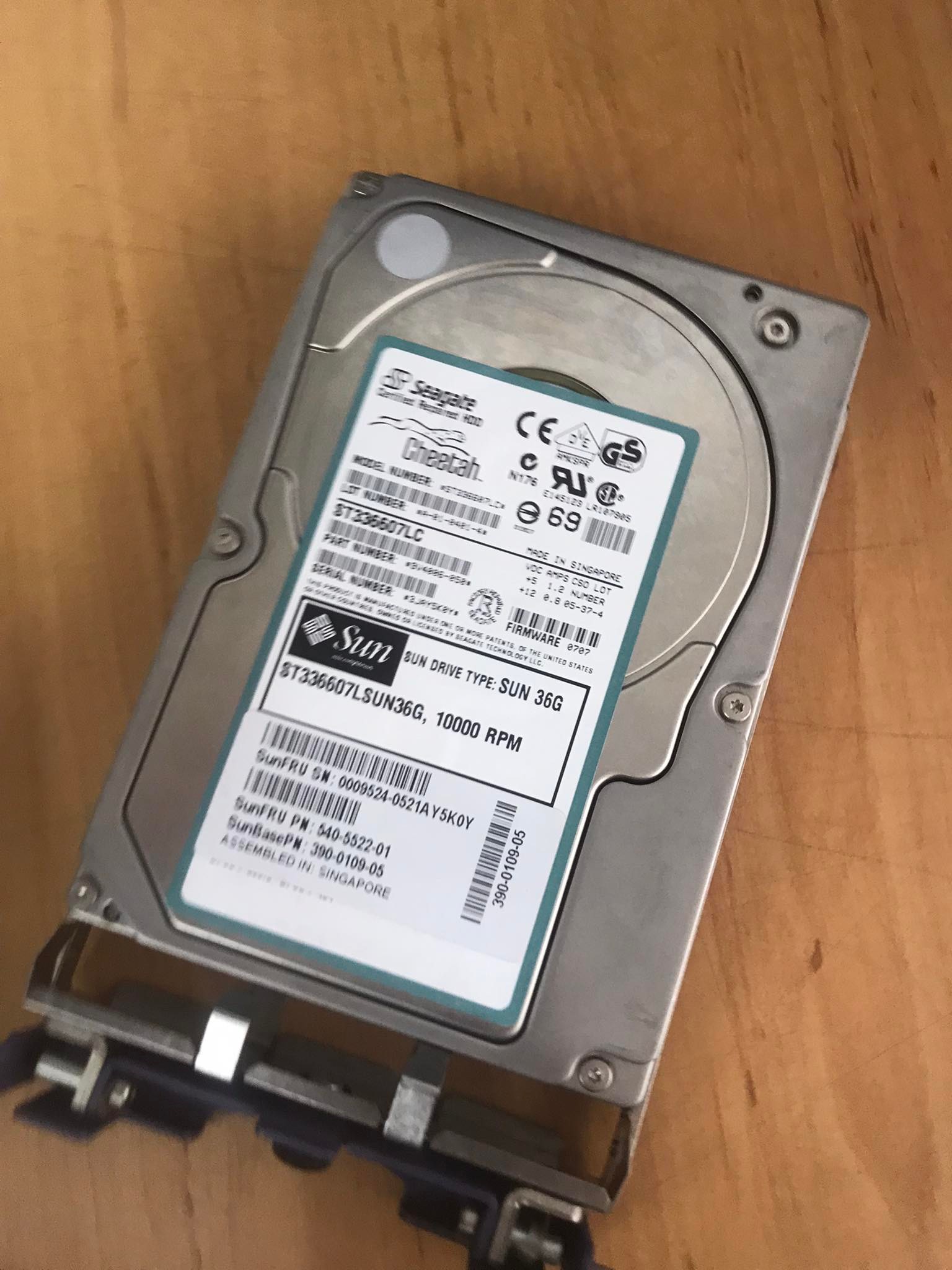 SUN / SEAGATE 36GB 10K SCSI 3.5" HDD w/Caddy, // 540-5522 / 540-5522-01 / ST33667LC (Used) // สินค้ารับประกัน โดย บริษัท อะไหล่เซิร์ฟเวอร์ จำกัด