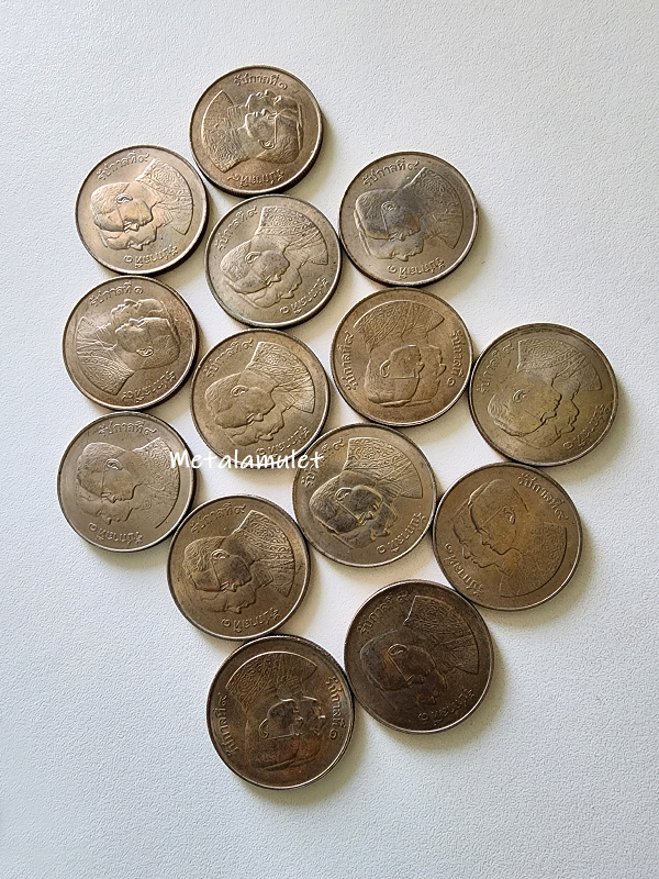 เหรียญ 5บาท 14เหรียญ