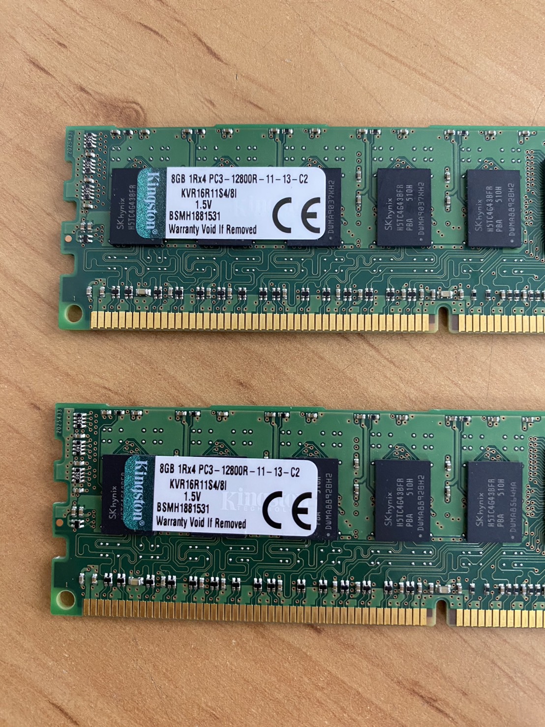 Kingston 8GB 1Rx4 PC3-12800R DIMM 1600 MHz DDR3 Server Memory // KVR16R11S4/8I (Used) // สินค้ารับประกัน โดย บริษัท อะไหล่เซิร์ฟเวอร์ จำกัด