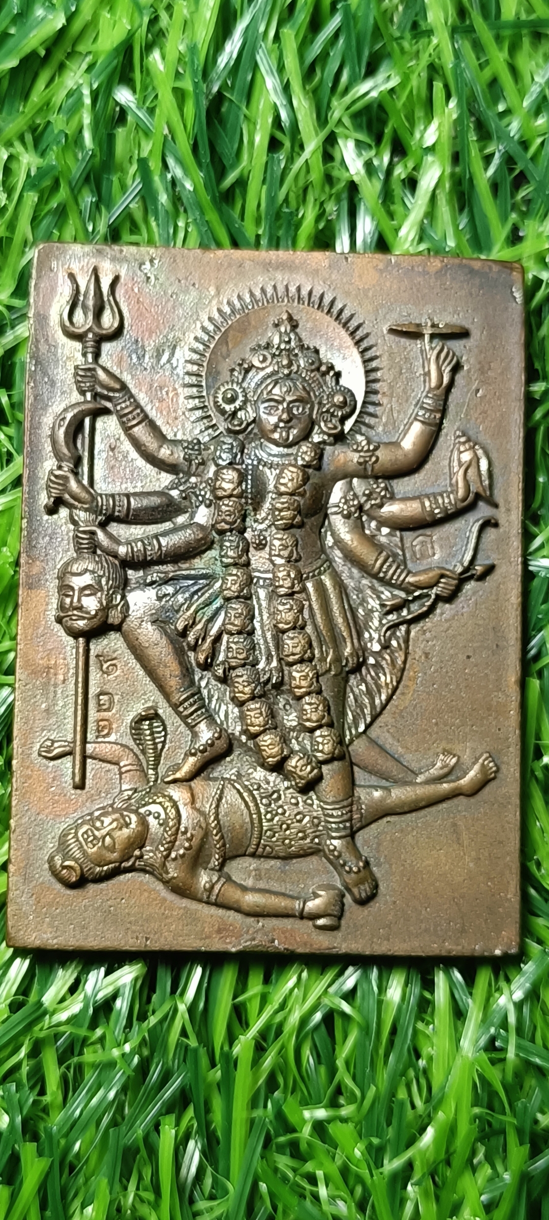 เจ้าแม่กาลี หลวงพ่อลุน วัดโพนแพง จ.ขอนแก่น กว้าง 3.1ซม. สูง 4.3 ซม.