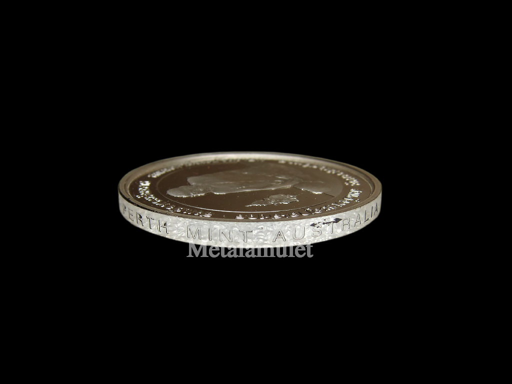 เหรียญเนื้อเงินพ่นทรายขัดเงาสมเด็จพระญาณสังวร