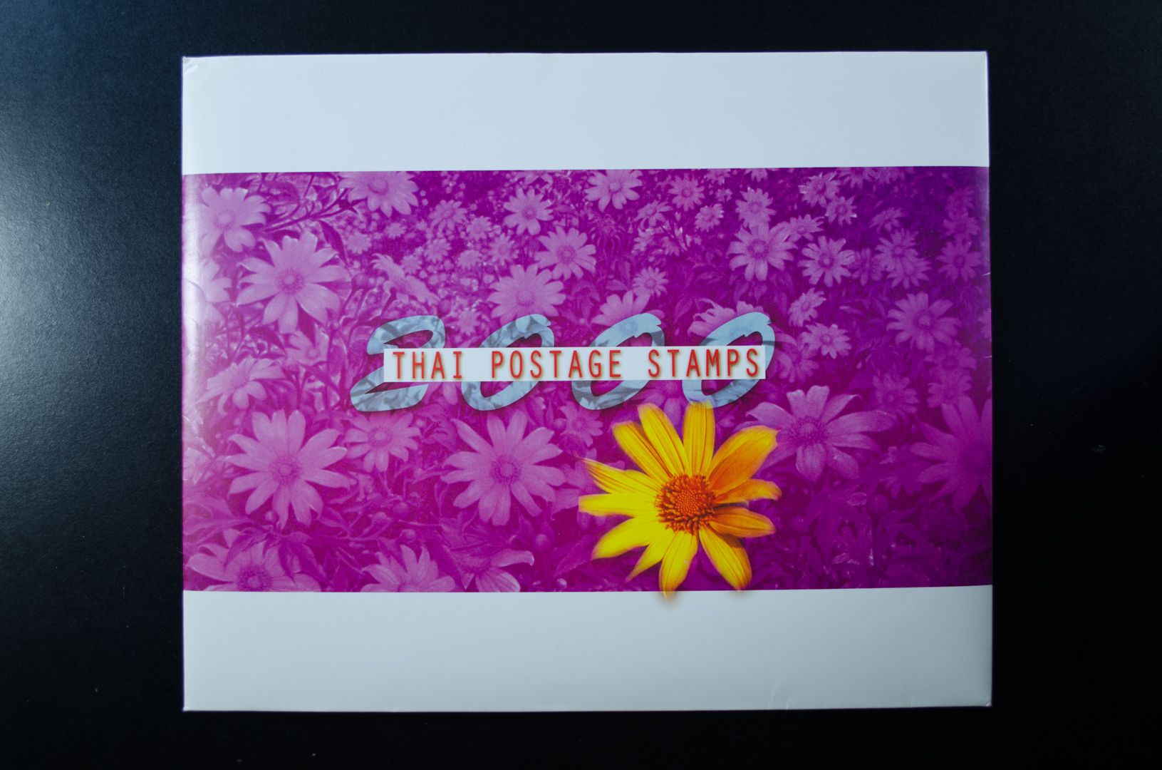 THAI POSTAGE STAMPS 2000 (สมุดแสตมป์ ปี2543 ฉบับย่อ)