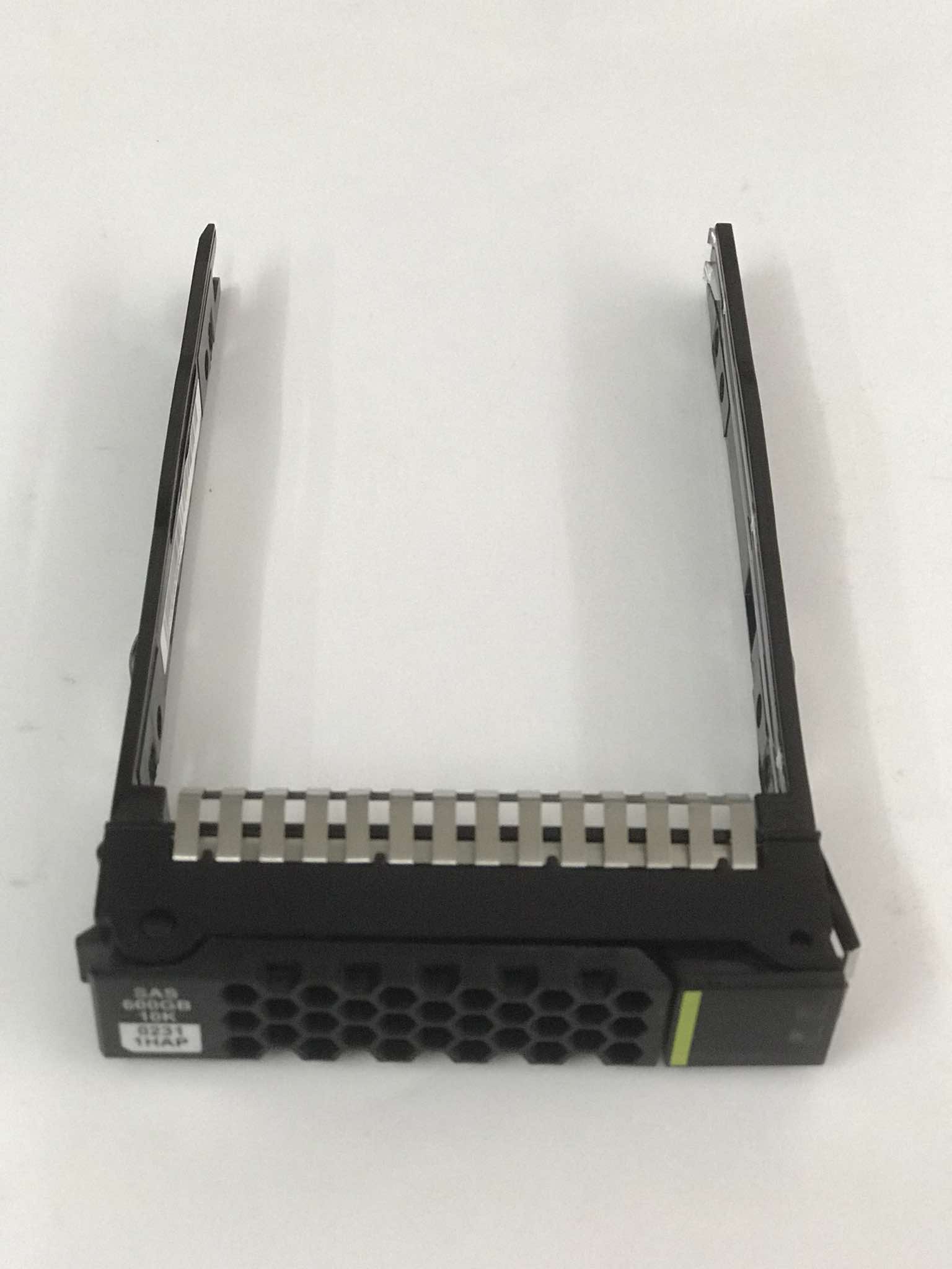 Huawei 2.5" Tray SAS SSD For RH2288H RH5885 V3 V4 (Used) // สินค้ารับประกัน โดย บริษัท อะไหล่เซิร์ฟเวอร์ จำกัด