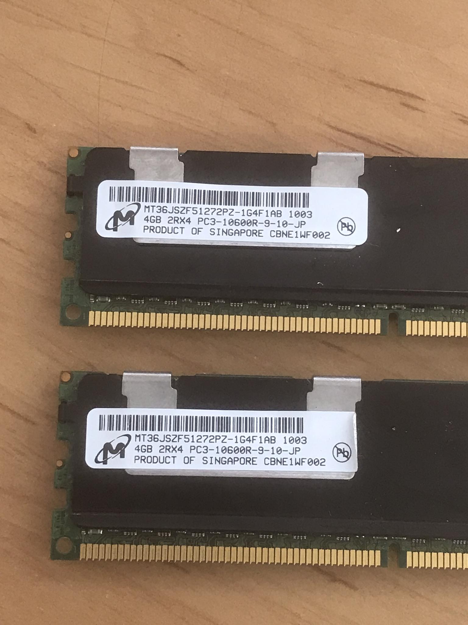 IBM 4GB 2Rx4 PC3-10600R Server Memory // 44T1493 / 43X5047 / MT36JSZF51272PZ-1G4F (Used) // สินค้ารับประกัน โดย บริษัท อะไหล่เซิร์ฟเวอร์ จำกัด