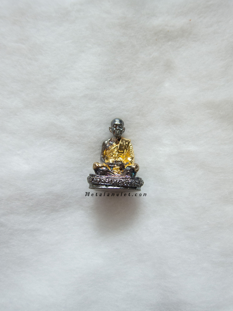 รูปหล่อหลวงพ่อคูณ รุ่นกูให้รวย คู่เงิน-คู่ทอง ปี 36