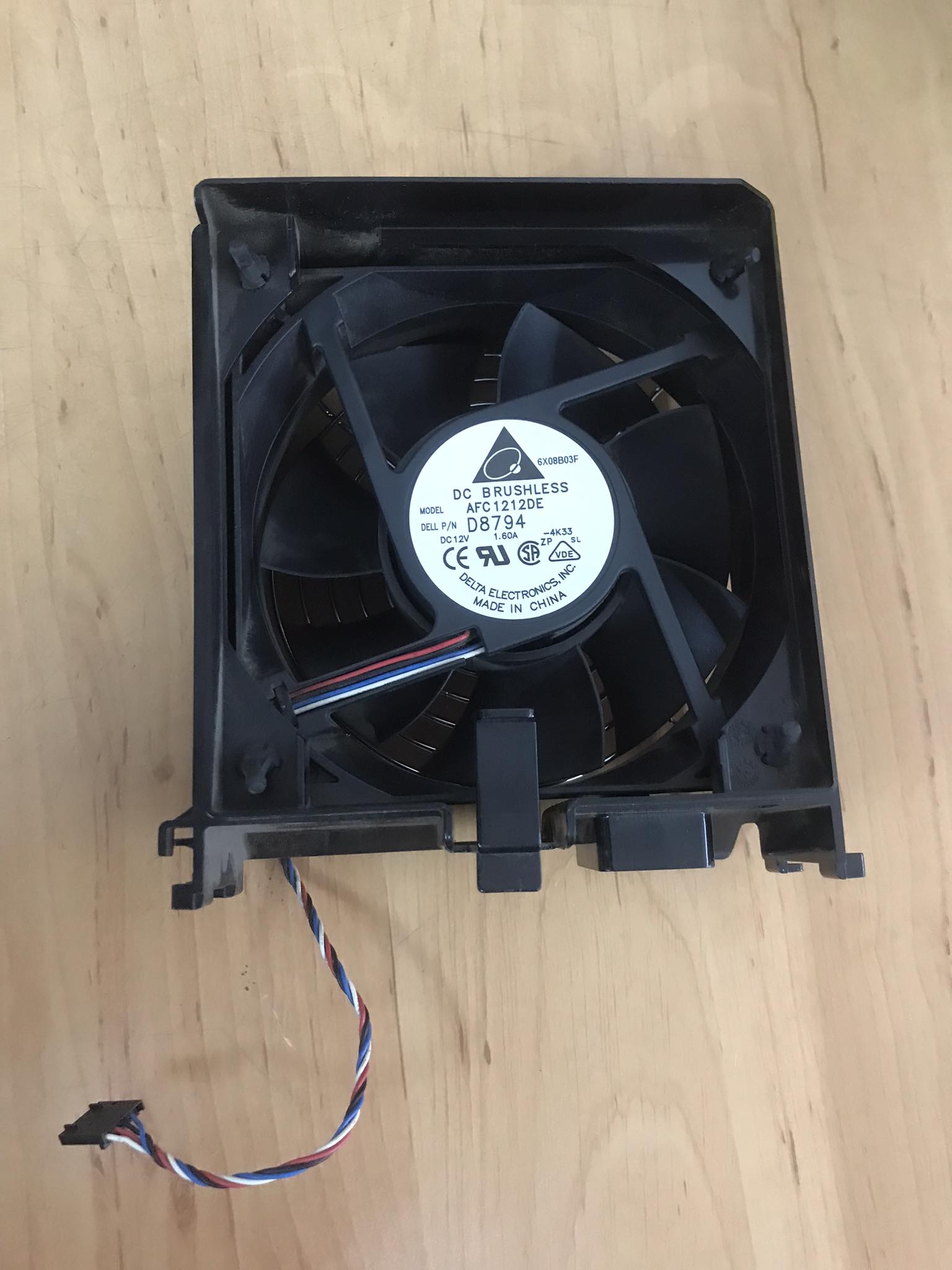 Nidec BETAV TA450DC B35502-35 12V DC1.40A Dell D8794 Fan Case 0P8192 L-P AFC1212DE (Used) // สินค้ารับประกัน โดย บริษัท อะไหล่เซิร์ฟเวอร์ จำกัด