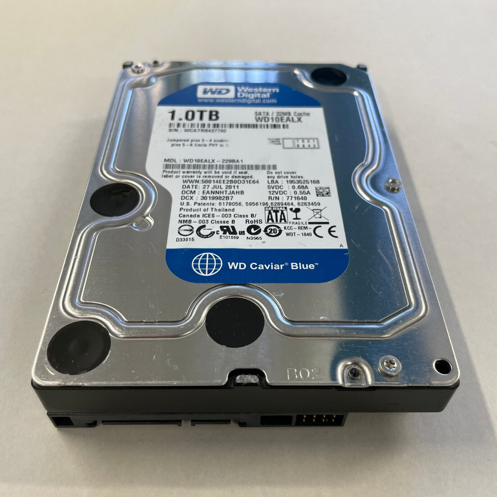 WD Caviar Blue 1TB 3.5" SATA HDD 7200 RPM 6Gb/s 32MB Cache Hard Drive // WD10EALX (Used) // สินค้ารับประกัน โดย บริษัท อะไหล่เซิร์ฟเวอร์ จำกัด