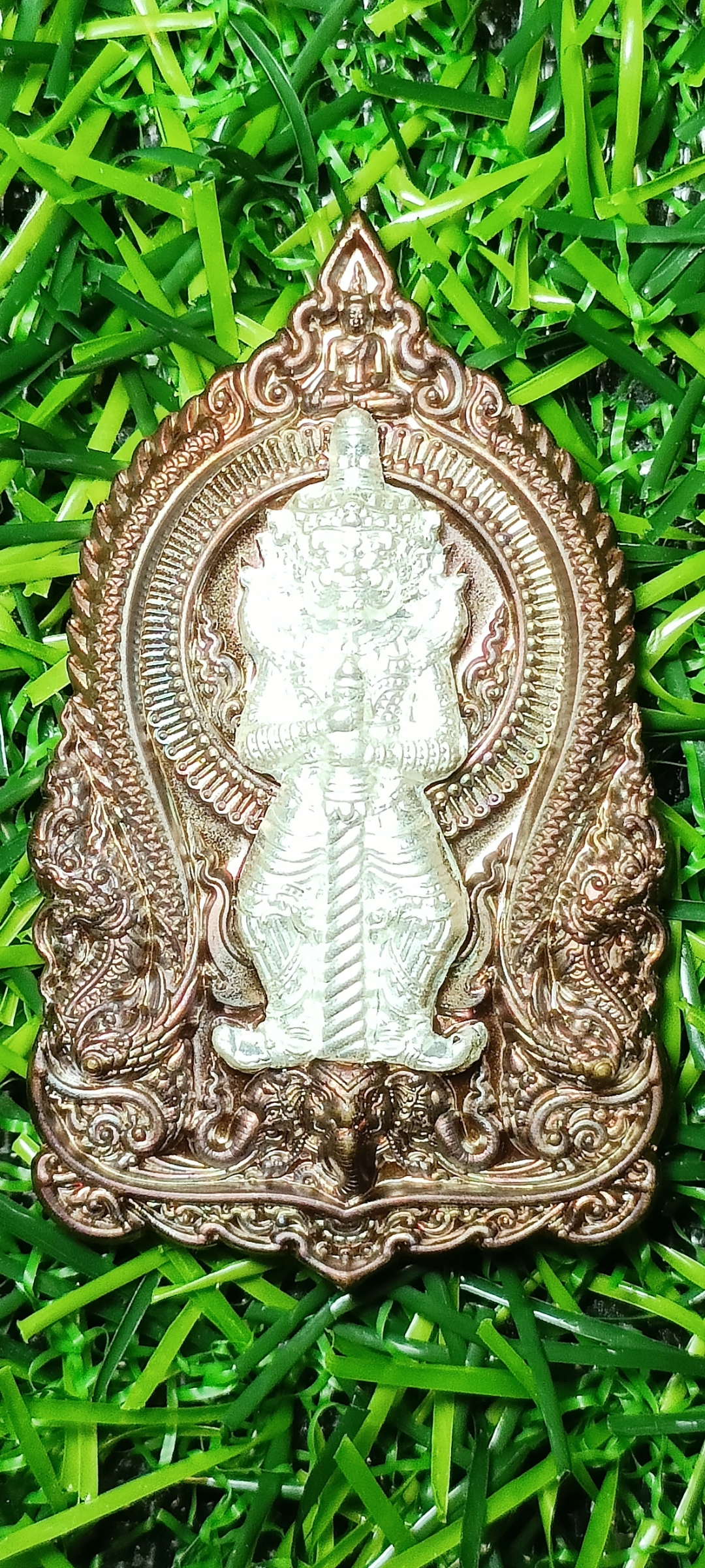 เหรียญท้าวเวสสุวรรณโณ #เจ้าสัวล้านนา วัดร่องคำหลวง จ.พะเยา เนื้อทองแดง หน้ากากเงิน หลังฝังพลอยพญานาค #ลังอุปถัมป์ หมายเลข๒๔