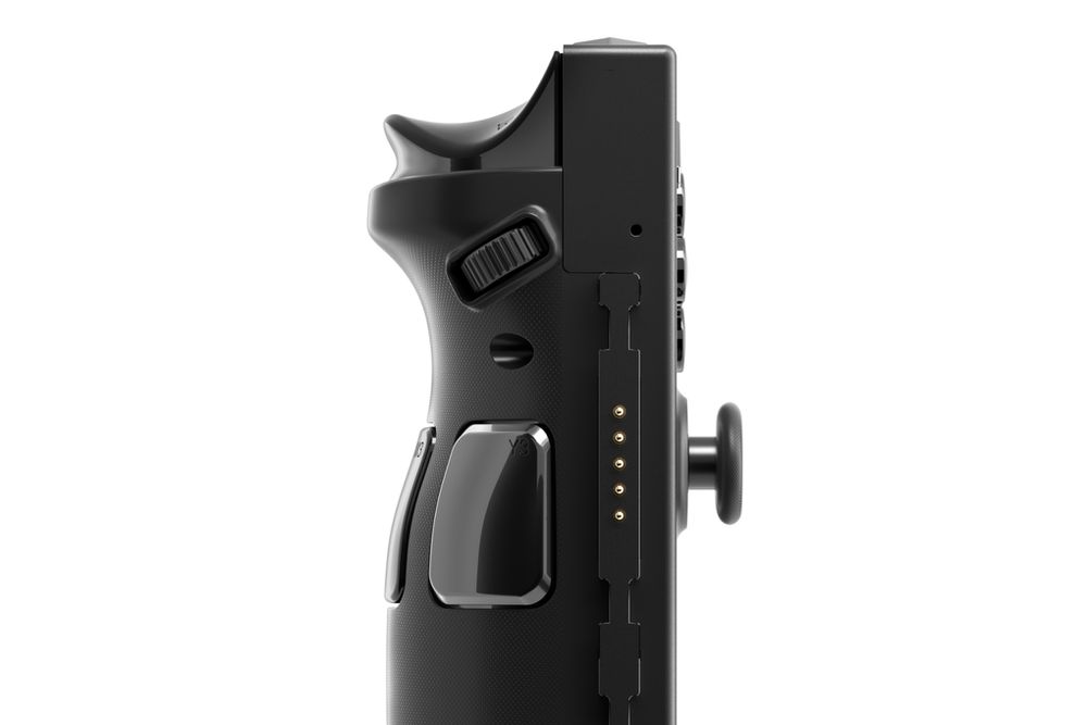 Lenovo Legion Go – เล่นเกมได้ไม่สะดุด จอใหญ่ คมชัด สะใจ (TH) SSD 1 TB