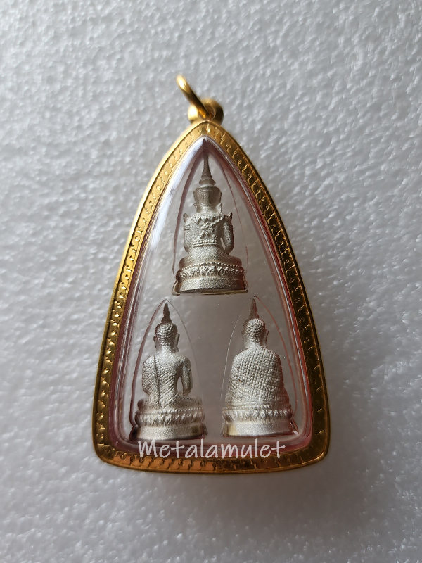 พระแก้วมรกต สามฤดู