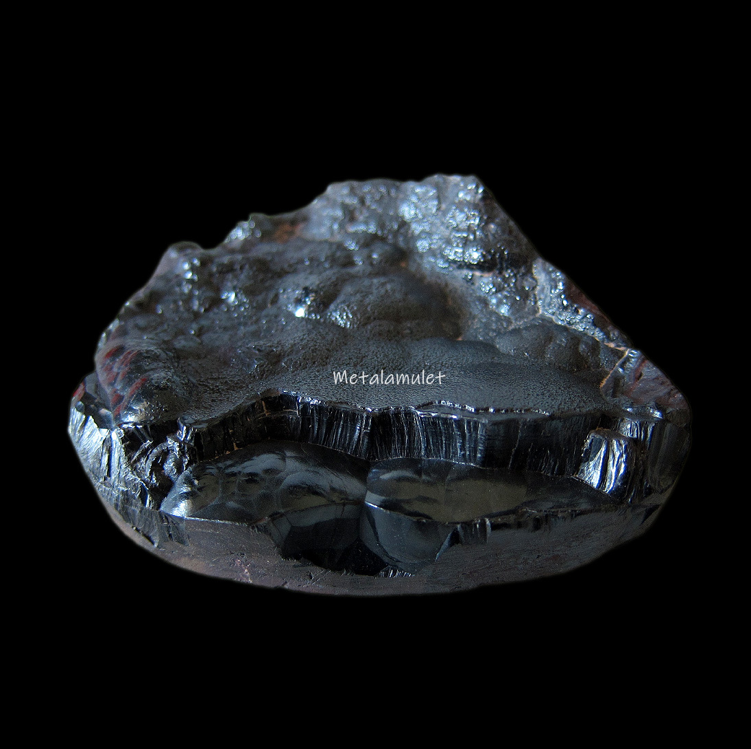 โคตรเหล็กไหลเขาอึมครึม