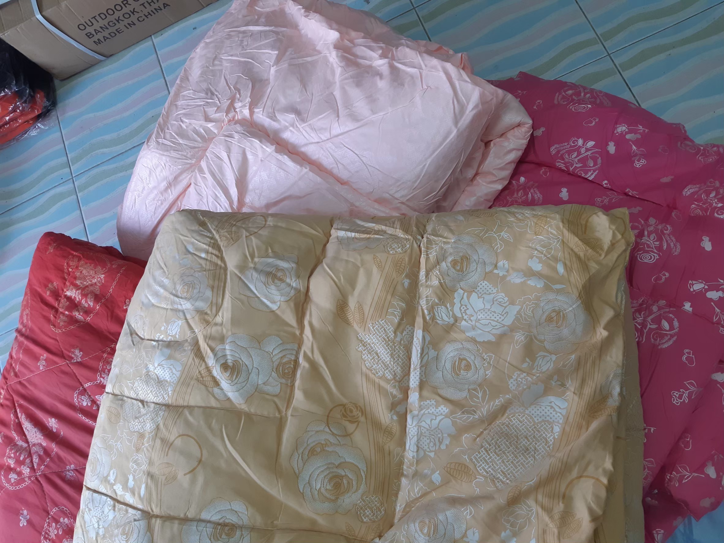 ผ้าห่มนวม ผ้าคัตตอล 6 ฟุต ผ้าห่มหนา มีลายในตัว