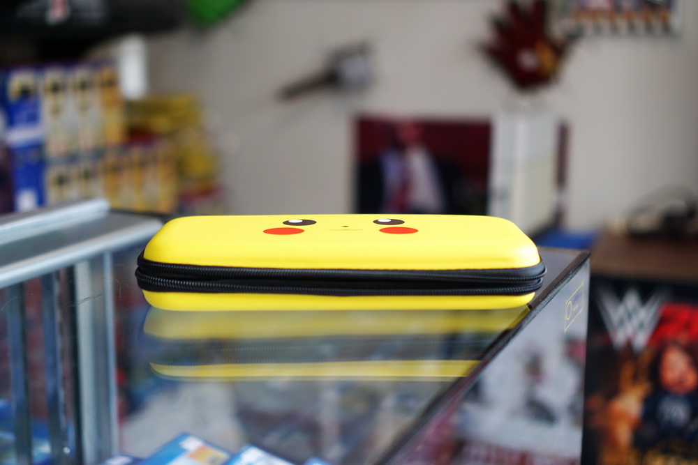 Nintendo Switch Case Hard Pouch (Yellow-Pikachu)