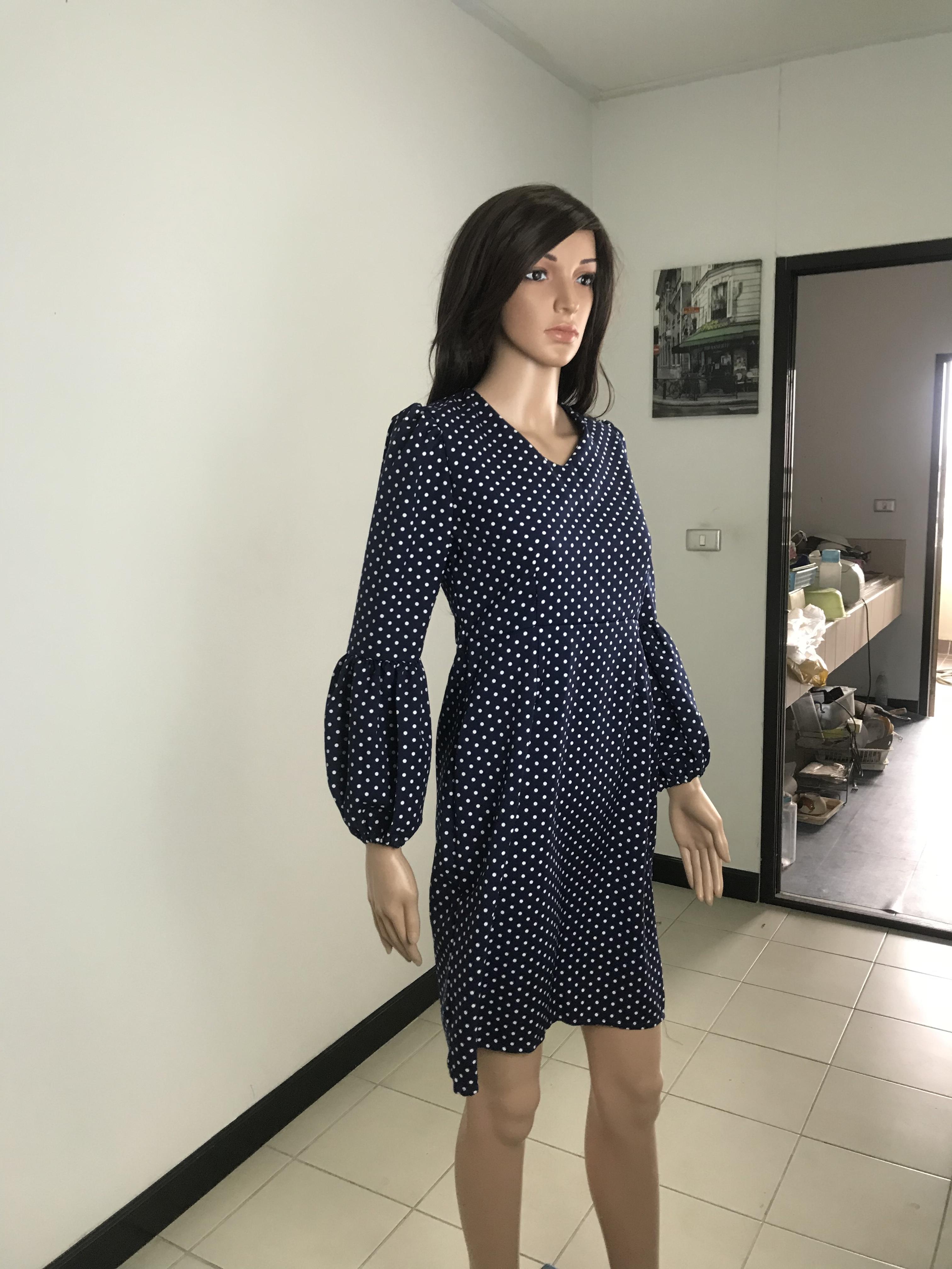 เดรสสั้น คอวี แขนบอลลูน เดรสทรงตรง แฟชั่น เดรสเข้ารูป สาวเกาหลี ลำลอง ออกงาน