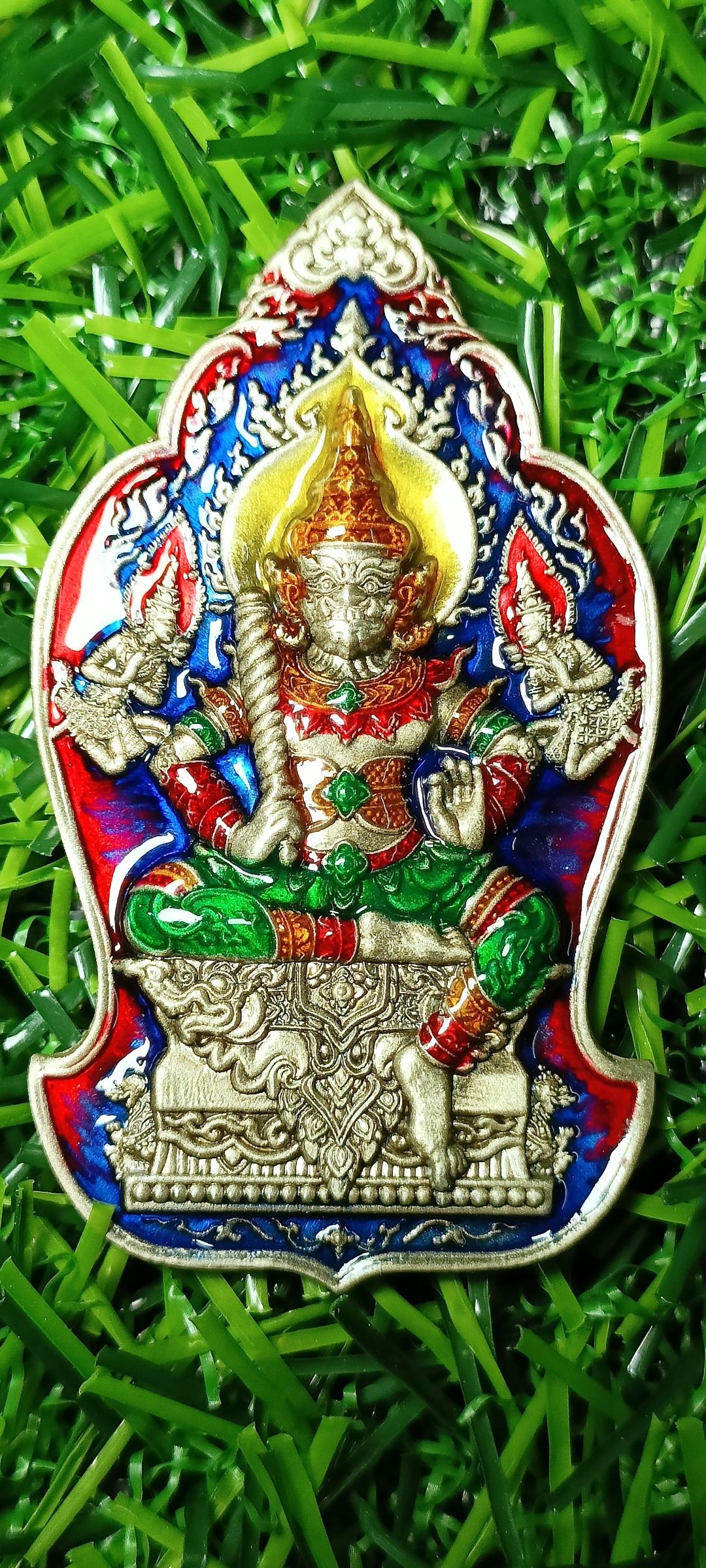 เหรียญท้าวเวสสุวรรณ ปางประทานพร รุ่น ทรัพย์เฟื่องฟู 168 หลวงพ่อพัฒน์ วัดห้วยด้วน นครสวรรค์ เนื้ออัลปาก้า ลงยาหน้าลง