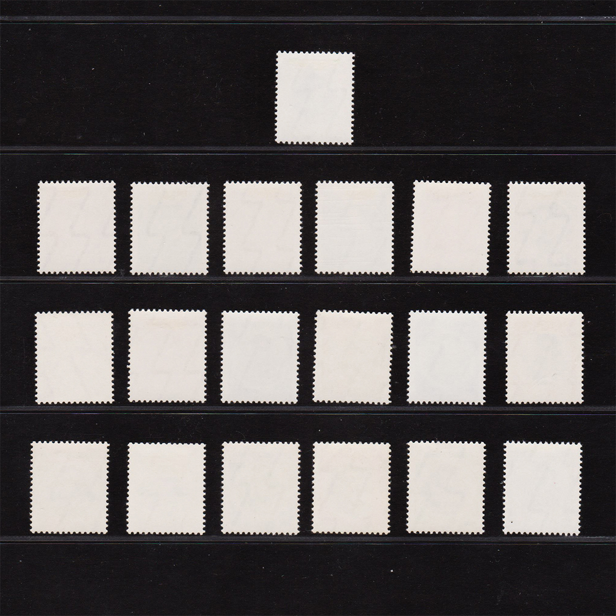 แสตมป์พระรูป รัชกาลที่9 ชุดที่ 4 ครบชุด สภาพนอก MNH - MLH