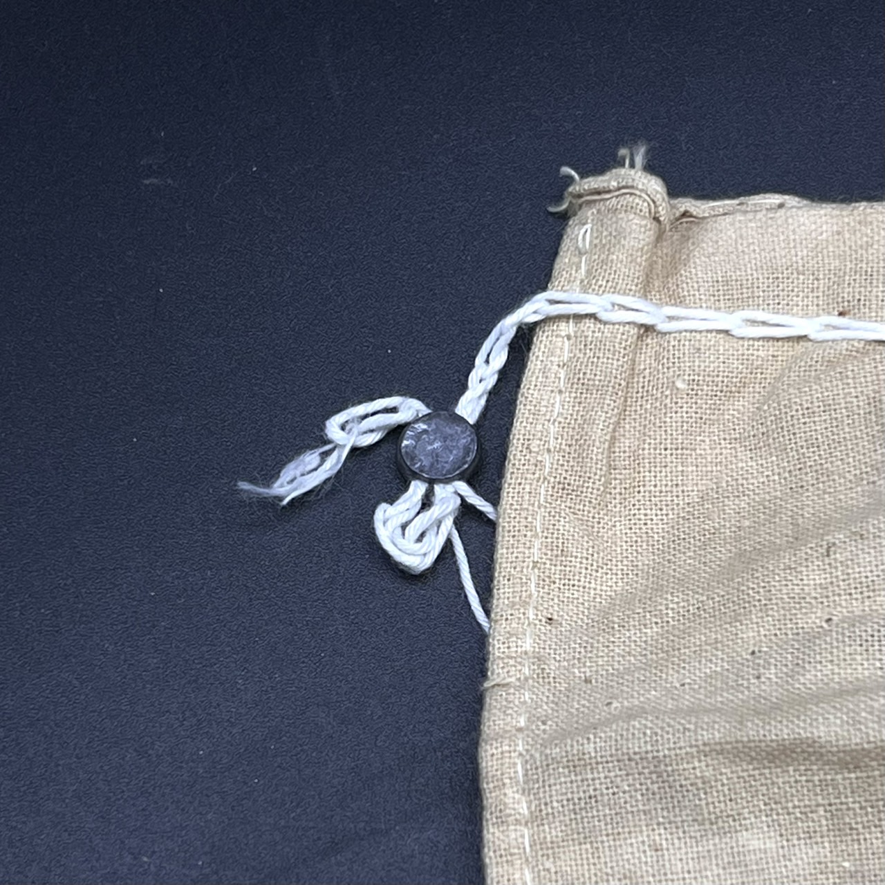 เหรียญ10 บาท (นิเกิล) 100ปี การฝึกหัดครูไทย (ยกถุง 50 เหรียญ)