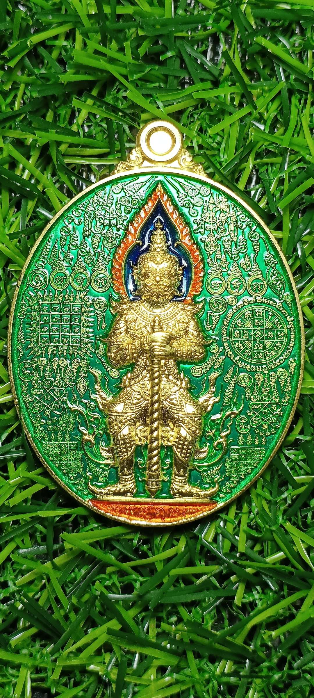 เหรียญท้าวเวสสุวรรณ มหาเทพมหายันต์หมื่นล้าน รุ่น เศรษฐีรวยทันที หลวงพ่อพัฒน์ ปุญญกาโม วัดห้วยด้วน นครสวรรค์ เนื้อระฆัง ลงยาสีเขียว