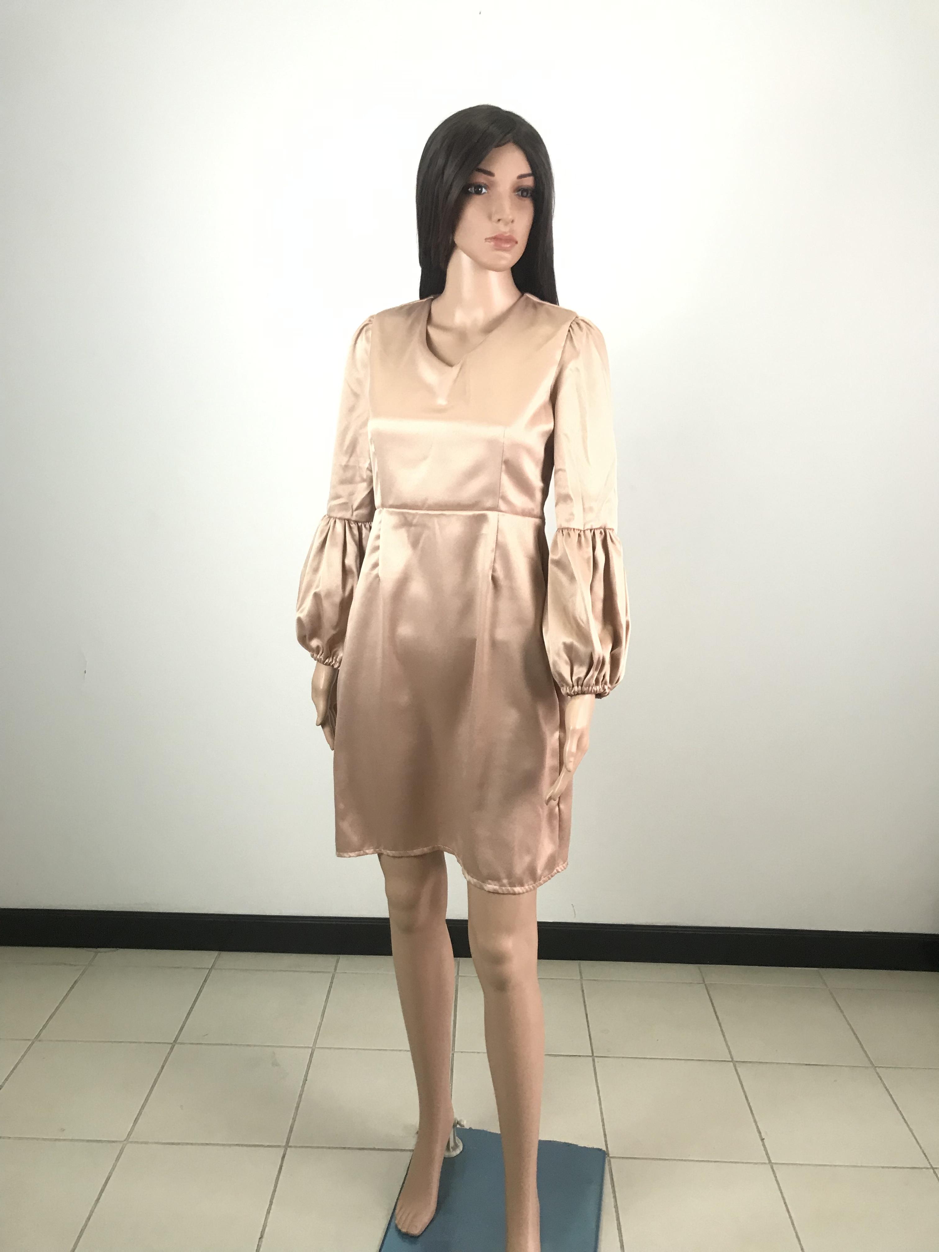 เดรสสั้น คอวี แขนบอลลูน เดรสทรงตรง แฟชั่น เดรสเข้ารูป สาวเกาหลี ลำลอง ออกงาน