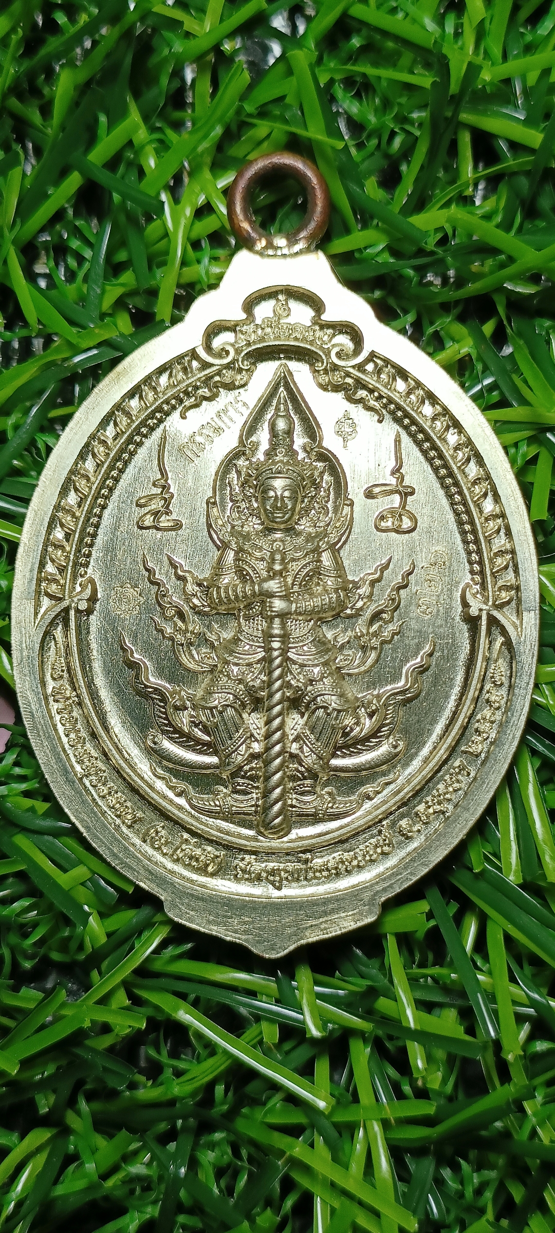 เหรียญท้าวเวสสุวรรณ รุ่นเหนือดวง พลิกดวง วัดพุทไธศวรรย์ พ.ศ. 2565 โค๊ตกรรมการ เนื้ออัลปาก้าลงยา ห่วงเชื่อม