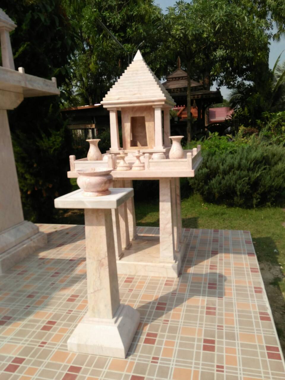 ศาลพระภูมิ โมเดิร์น หินอ่อน