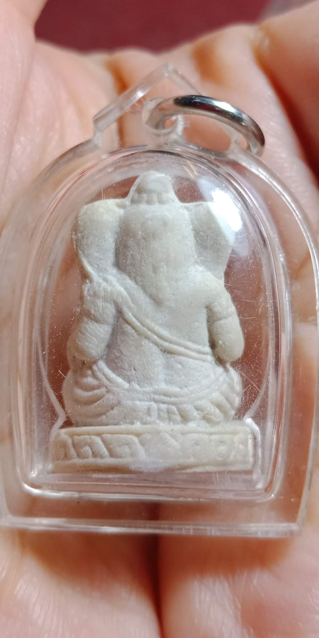 พระผงพระพิฆเนศ เนื้อผงพุทธคุณ ลอยองค์ หลวงปู่คำบุ คุตตจิตโต วัดกุดชมภู ปี55 เสกให้วัดเลียบ อุบลราชธานี