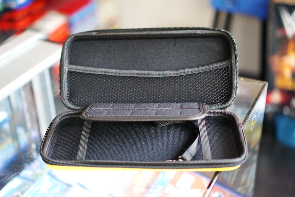 Nintendo Switch Case Hard Pouch (Yellow-Pikachu)