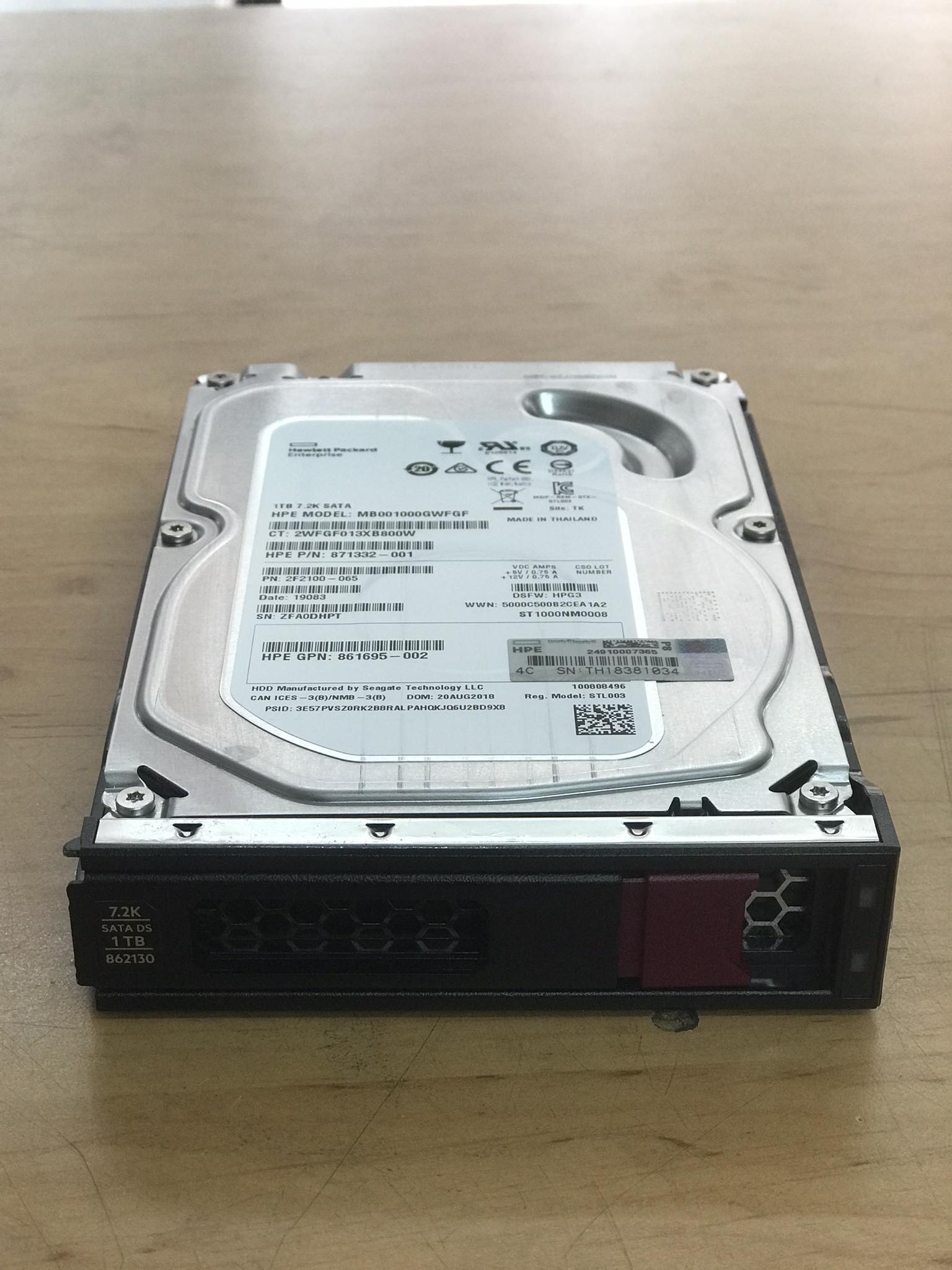 HP 1TB 7.2K Sata 6G 3.5'' HDD Hard Drive // 871332-001 / GPN 861695-002 / ST1000NM0008 / NB001000GWFGF / 2F2100-065 (Used) // สินค้ารับประกัน โดย บริษัท อะไหล่เซิร์ฟเวอร์ จำกัด