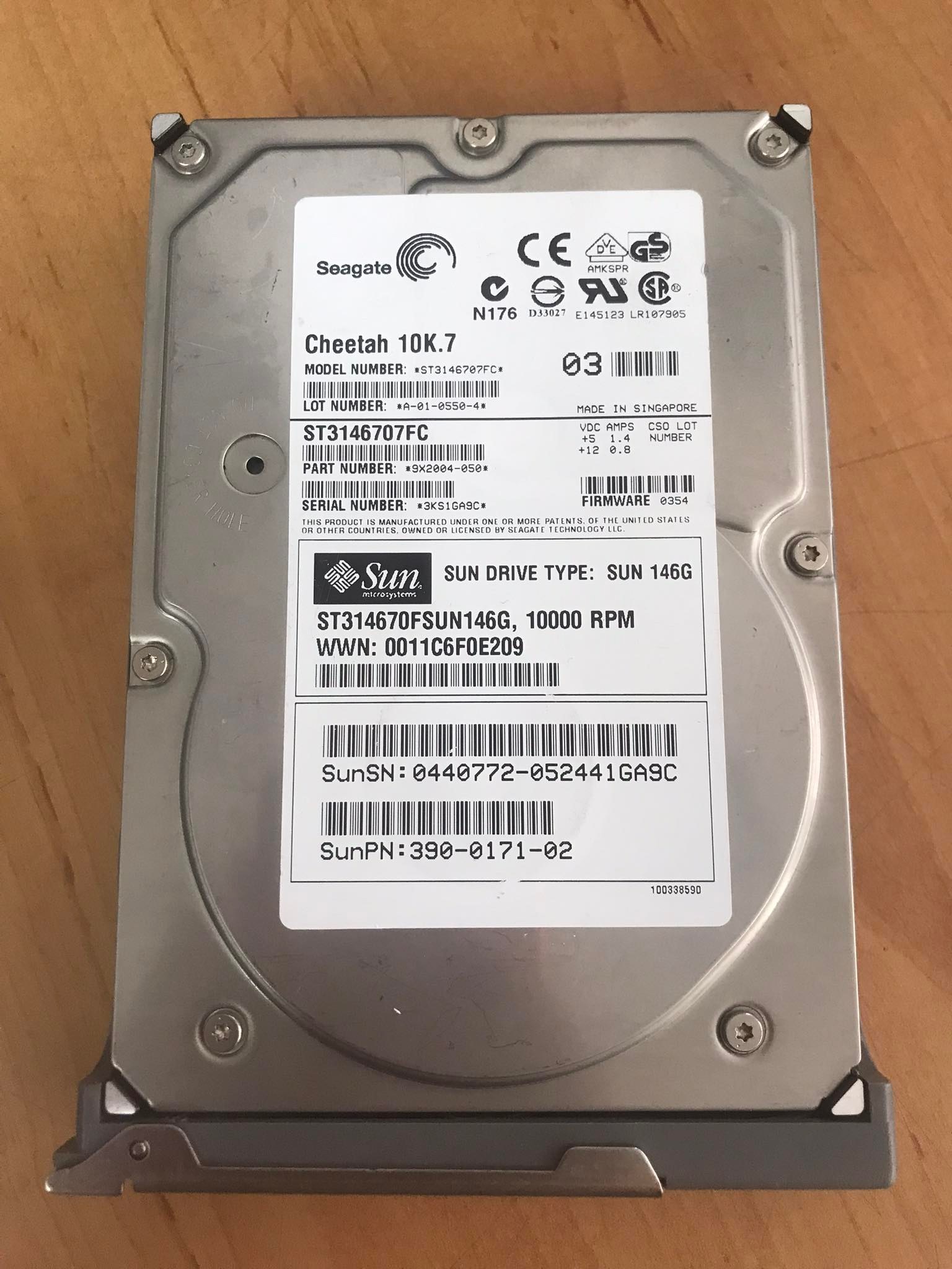 Sun / Seagate 146GB 10 Fibre Channel Hard Drives HDD // 390-0171-03 / 390-0171 / TRAY 540-5459-01 / ST3146707FC (Used) // สินค้ารับประกัน โดย บริษัท อะไหล่เซิร์ฟเวอร์ จำกัด
