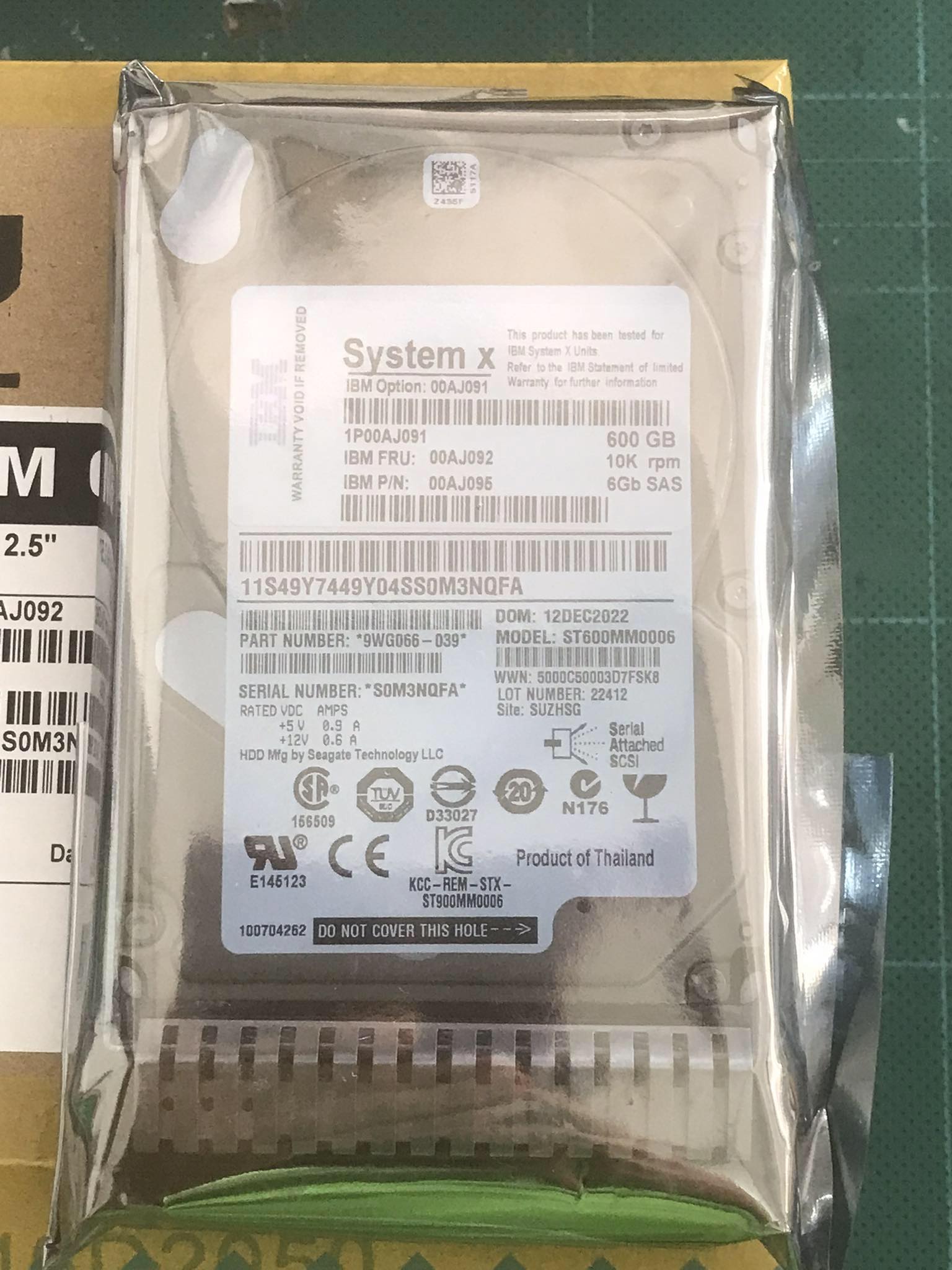 (New Inbox) IBM 600GB 10K 6Gbps 2.5in SAS HDD // 00AJ092 / 00AJ095 / 00AJ091 / ST600MM0006 / 9WG066-039 // สินค้ารับประกัน โดย บริษัท อะไหล่เซิร์ฟเวอร์ จำกัด