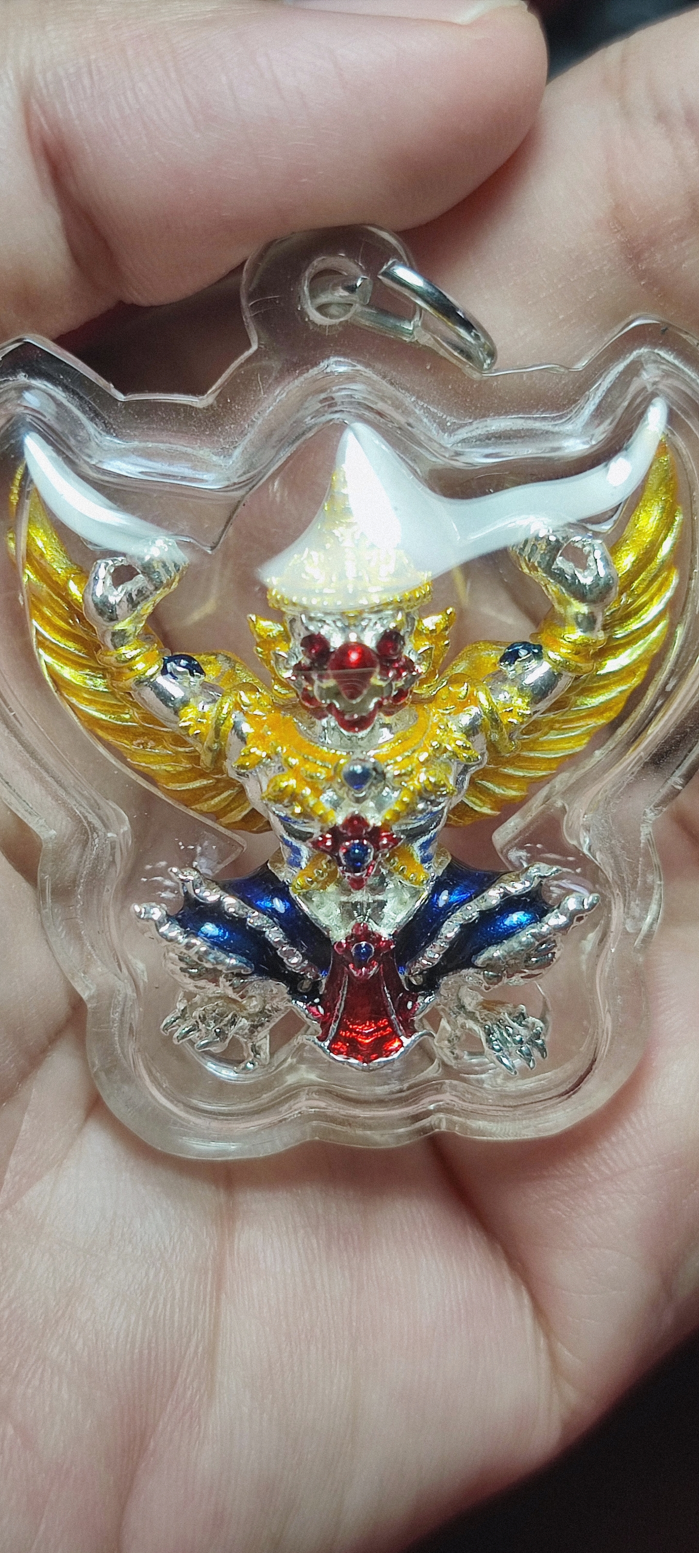 พญาครุฑ รุ่นราชาโชค พระอาจารย์อึ่ง วัดเชิงหวาย บางชื่อ กทม. เนื้อสัมฤทธิ์เงินลงยา ปี 2560