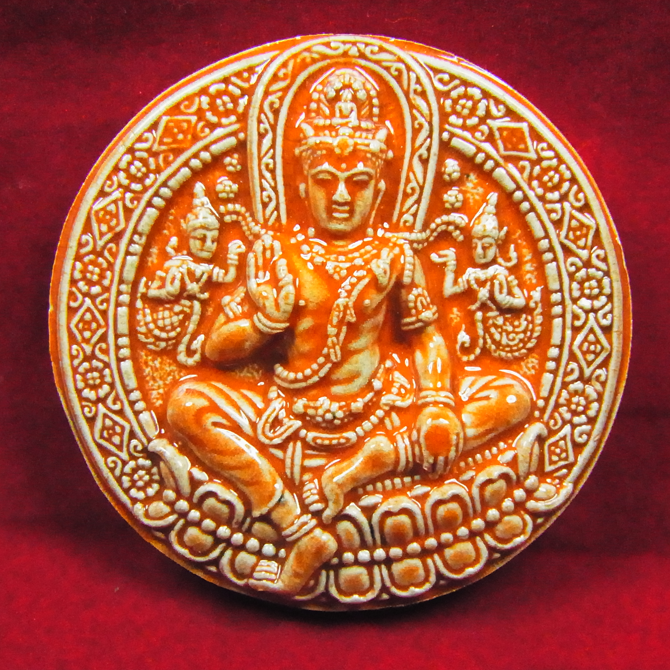 จตุคามรามเทพ รุ่น บรมกษัตริย์คู่บารมี สร้างปี พ.ศ. 2550 ลูกเคลือบสีส้ม