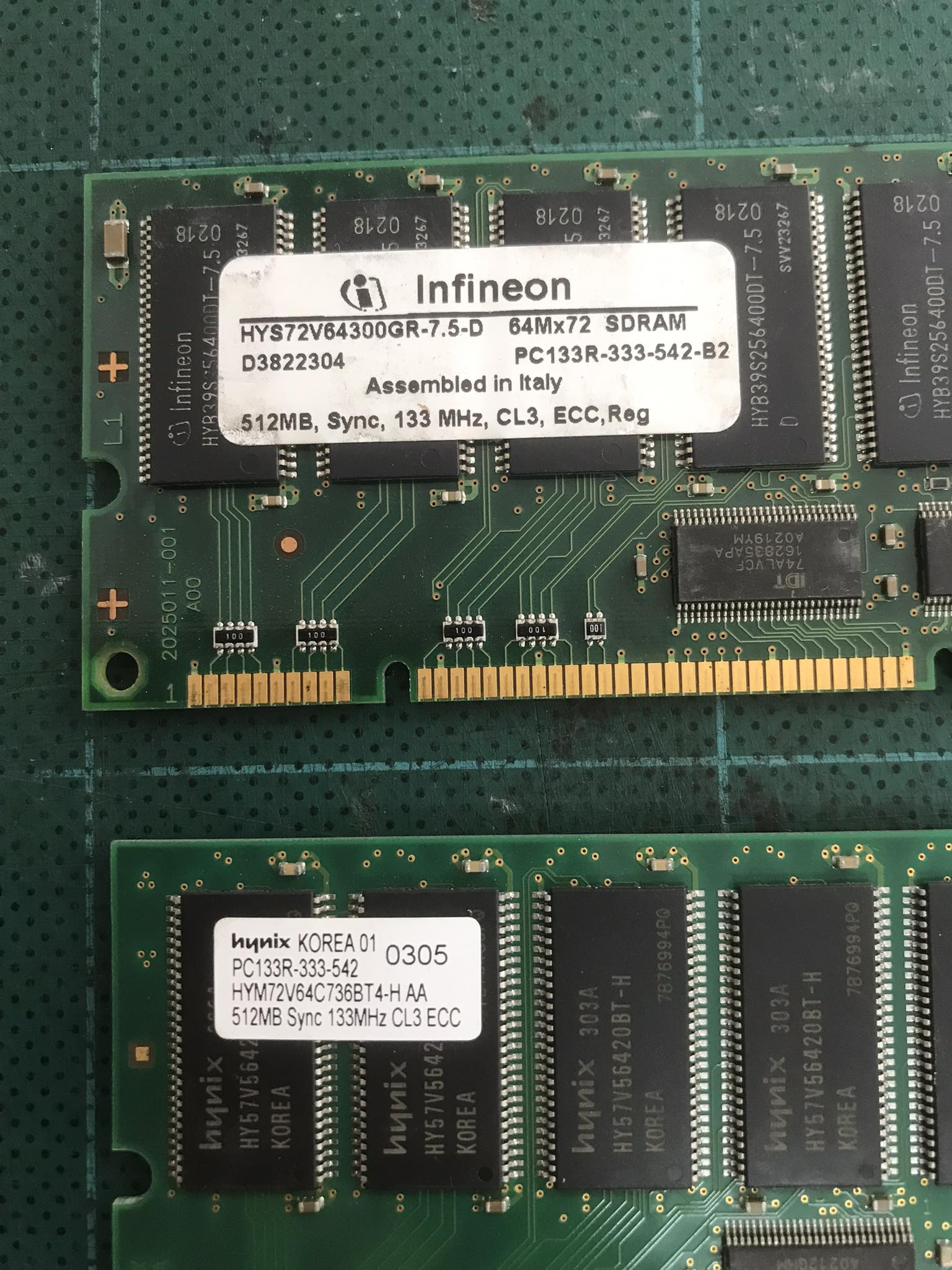 HP 512MB PC133R Sync 133Mhz CL3 ECC REG SDRAM Memory / 127006-041 / HYS72V64300GR/7 // (USED) สินค้ารับประกัน โดย บริษัท อะไหล่เซิร์ฟเวอร์ จำกัด