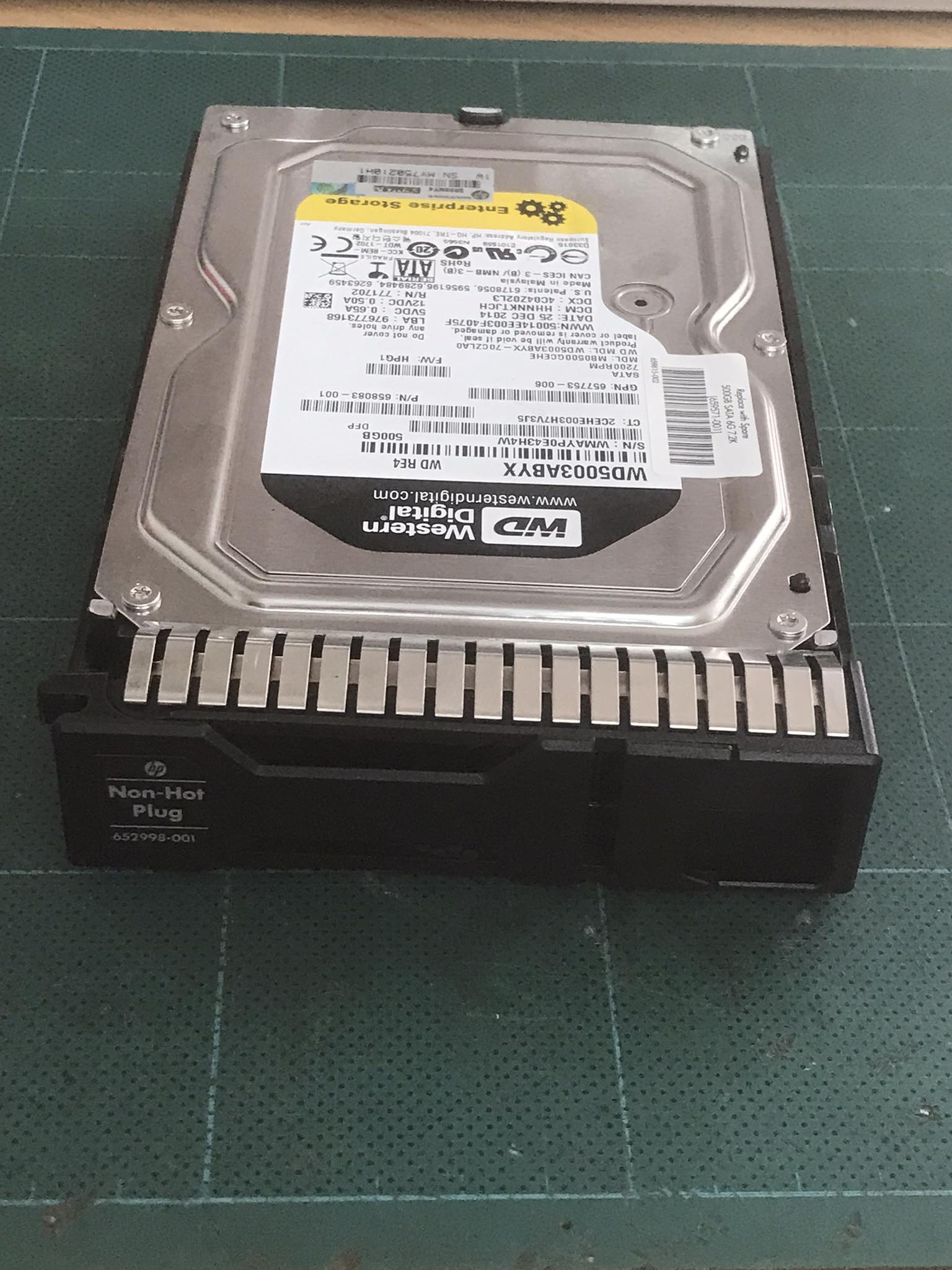 HP / WD 500GB 7.2K 6G MDL NHP SATA 3.5 LFF Simple Swap // 658083-001 / WD5003ABYX / GPN 657753-006 / MB0500GCEHE / TRAY 652998-001 (Used) // สินค้ารับประกัน โดย บริษัท อะไหล่เซิร์ฟเวอร์ จำกัด