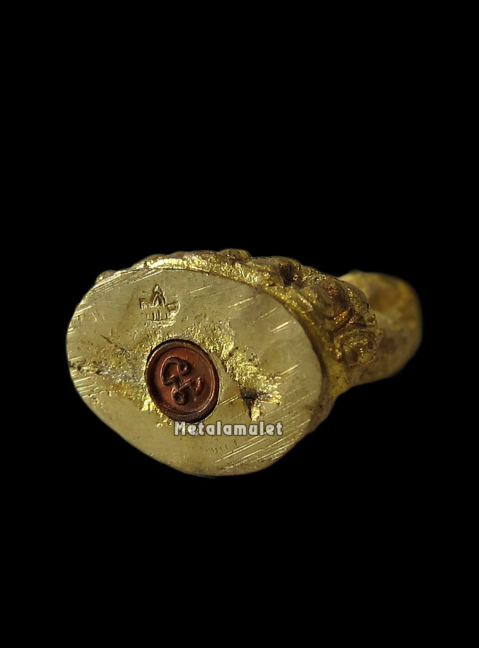 พระกริ่งหลวงปู่ทิม รุ่นมงคลศิลาฤกษ์ วัดละหารไร่ ระยอง ปี 37