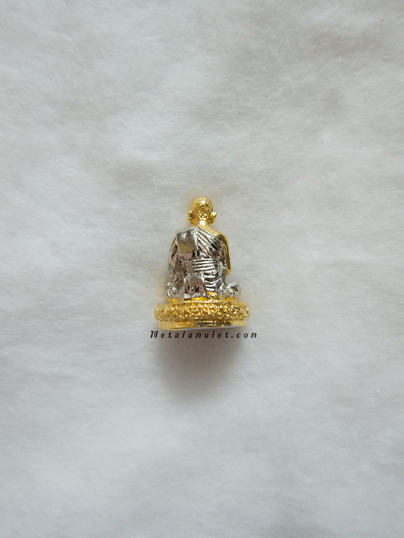 รูปหล่อหลวงพ่อคูณ รุ่นกูให้รวย คู่เงิน-คู่ทอง ปี 36