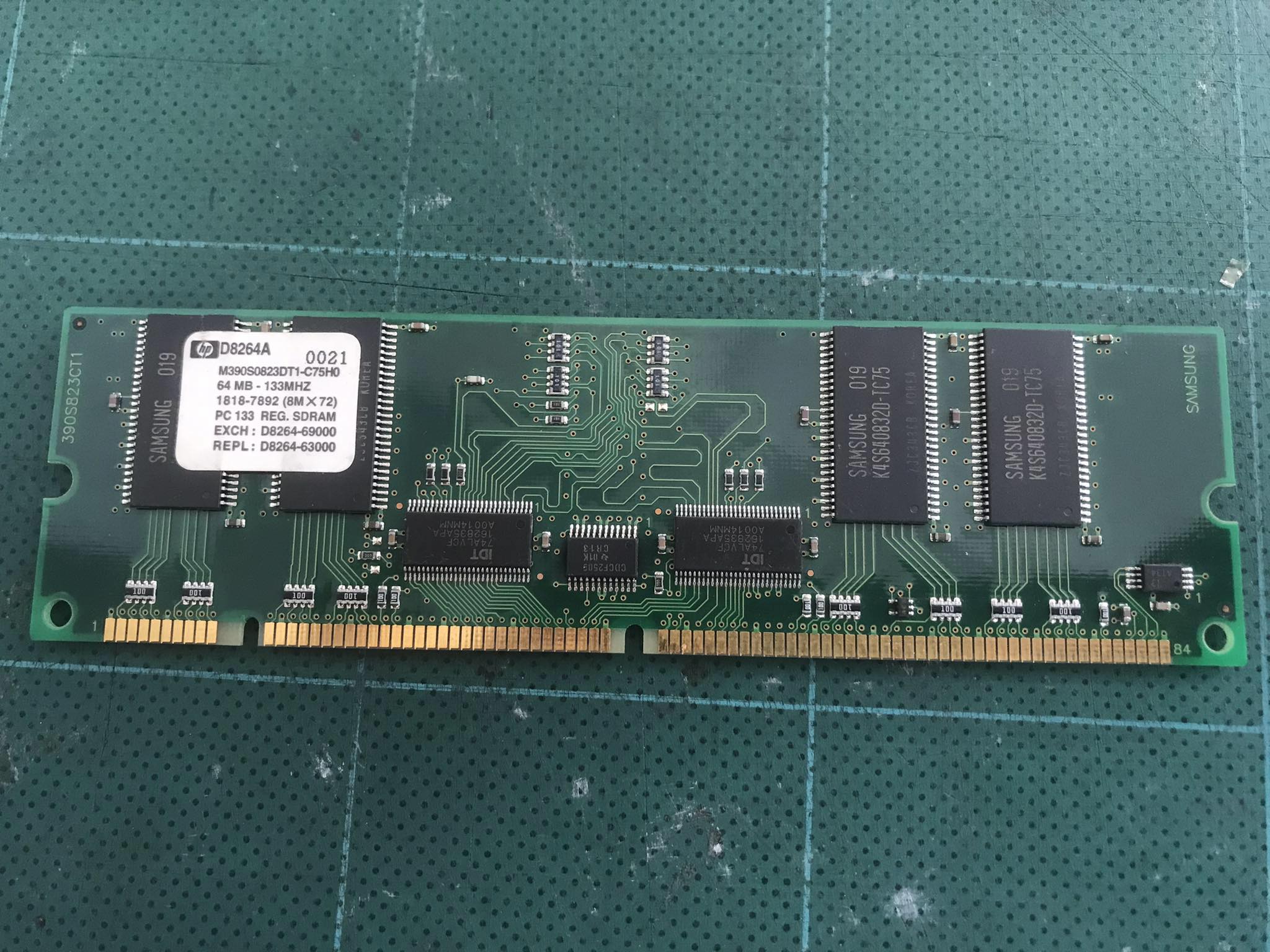 HP 64MB PC133 133MHz ECC Unbuffered CL3 168-Pin DIMM Memory Module D8264A / M390S0823DT1-C75H0 (Used) // สินค้ารับประกัน โดย บริษัท อะไหล่เซิร์ฟเวอร์ จำกัด
